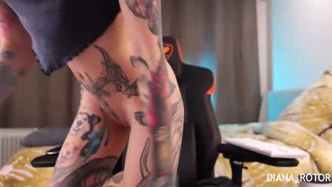 Snapshot of diana_rotor chatting on 09.16.25 Diana online show from 09.16.25