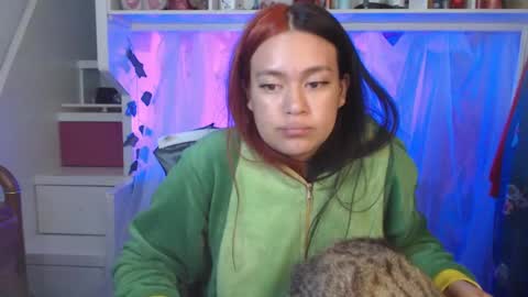 Snapshot of diana_smit_ chatting on 12.14.24 diana online show from 12.14.24