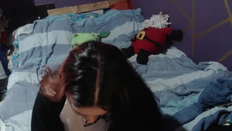 Snapshot of diana_smit_ chatting on 10.24.25 diana online show from 10.24.25