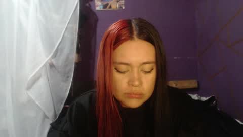 Snapshot of diana_smit_ chatting on 11.29.25 diana online show from 11.29.25