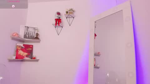 Diana White  Dahiana online show from 02.06.25