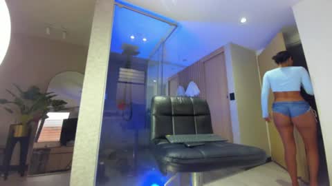 dianac1998 online show from 11.27.25