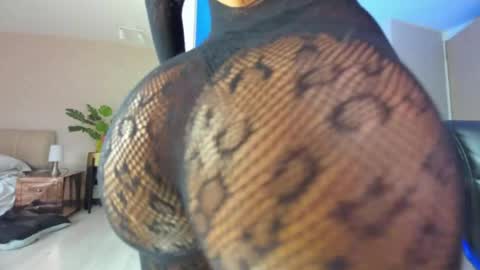 dianac1998 online show from 04.10.26