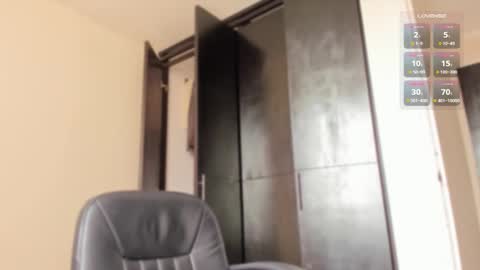 Snapshot of dianadirty1 chatting on 10.27.25 dianadirty1 online show from 10.27.25