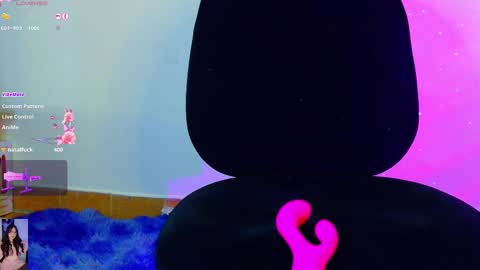 Snapshot of diane_1 chatting on 02.12.25 DIANE online show from 02.12.25