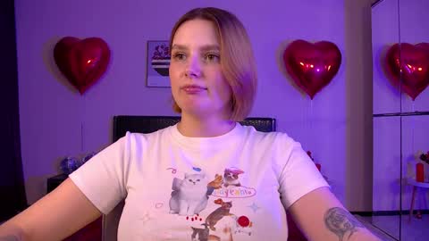 Snapshot of dianemills chatting on 02.19.25 Diane Mills online show from 02.19.25