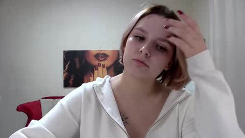 Snapshot of dianemills chatting on 03.09.25 Diane Mills online show from 03.09.25