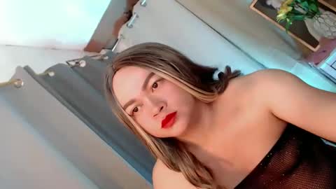 Snapshot of dianne_horny chatting on 02.01.26 Dianne online show from 02.01.26