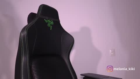 Snapshot of dianne_nanatzu chatting on 12.19.24 Melania - online show from 12.19.24