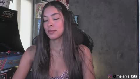 Snapshot of dianne_nanatzu chatting on 11.08.25 Melania - online show from 11.08.25