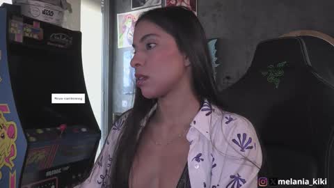 Snapshot of dianne_nanatzu chatting on 11.12.25 Melania - online show from 11.12.25