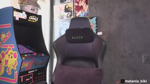 Snapshot of dianne_nanatzu chatting on 12.13.25 Melania - online show from 12.13.25