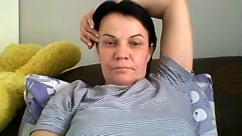 Snapshot of dianovanataliy chatting on 06.17.26 dianovanataliy online show from 06.17.26
