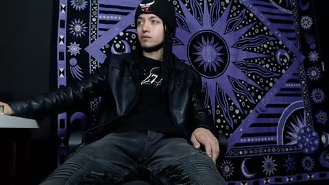 DICAPRIO online show from 01.11.25