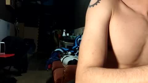 Snapshot of dick4play222 chatting on 03.01.25 dick4play222 online show from 03.01.25