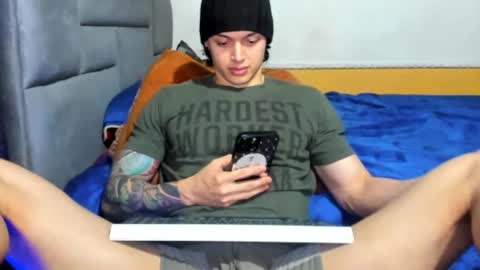 Snapshot of dick_demon_1 chatting on 03.11.25 jhon online show from 03.11.25
