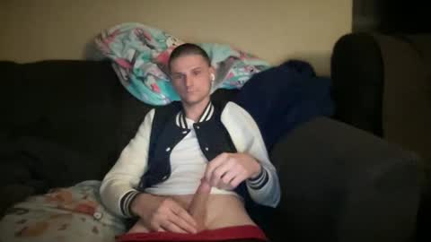 Snapshot of dickabitchdown chatting on 01.04.25 DickABitchDown Alexys real spanishmami online show from 01.04.25