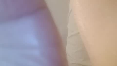 Snapshot of dickielee306251 chatting on 11.09.25 dickielee306251 online show from 11.09.25