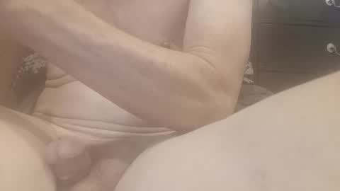 dickielee306251 online show from 12.21.25