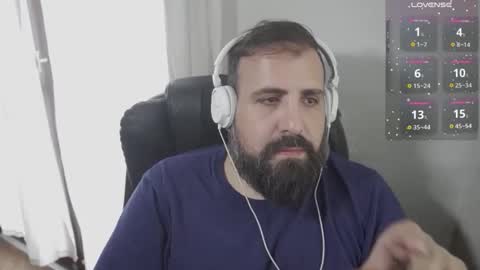 Snapshot of dicristalino chatting on 11.20.25 Cristian Dipolino online show from 11.20.25