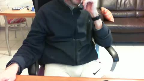 Snapshot of didonc chatting on 04.24.26 didonc from france..... online show from 04.24.26