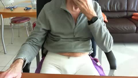 Snapshot of didonc chatting on 04.28.26 didonc from france..... online show from 04.28.26
