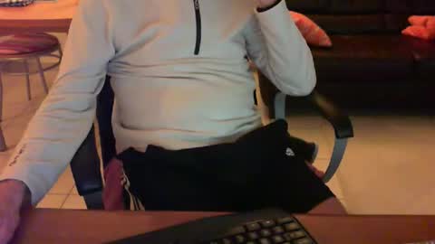 Snapshot of didonc chatting on 05.13.26 didonc from france..... online show from 05.13.26