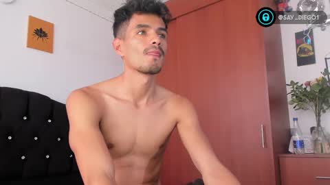 Snapshot of diego_latino chatting on 02.20.25 Diego lat online show from 02.20.25