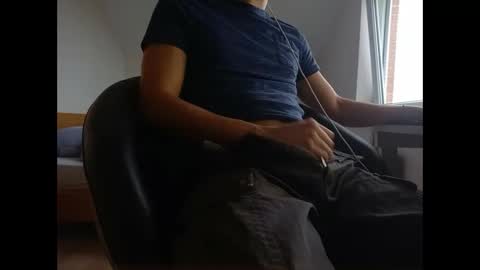Snapshot of diegoh0t69 chatting on 01.25.25 DiegoHot online show from 01.25.25