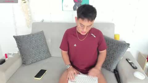 Diego Robles online show from 07.04.26