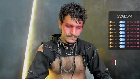 Snapshot of diemond_latinx98 chatting on 11.18.25 diemond_latinx98 online show from 11.18.25