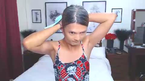 Dennesse online show from 10.30.25