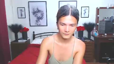 Dennesse online show from 12.05.25