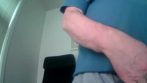 Snapshot of diki3333333333 chatting on 02.20.25 Nick online show from 02.20.25