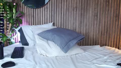 DilanJonnes online show from 12.12.24