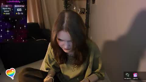 Snapshot of dilara_xbaby chatting on 11.10.25 Dilara online show from 11.10.25