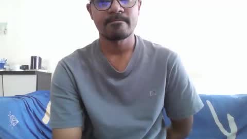 Snapshot of dilip_09 chatting on 10.08.25 dilip_09 online show from 10.08.25