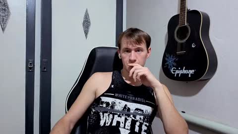 Snapshot of dimastyzzz chatting on 01.13.25 Dimetriusen online show from 01.13.25