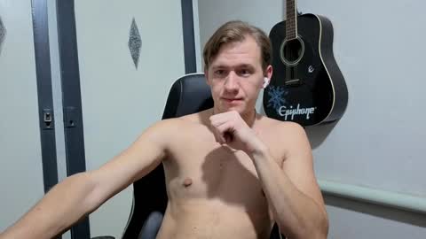 Snapshot of dimastyzzz chatting on 01.25.25 Dimetriusen online show from 01.25.25