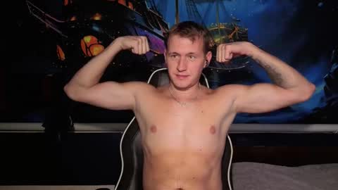 Snapshot of dimastyzzz chatting on 10.23.25 Dimetriusen online show from 10.23.25