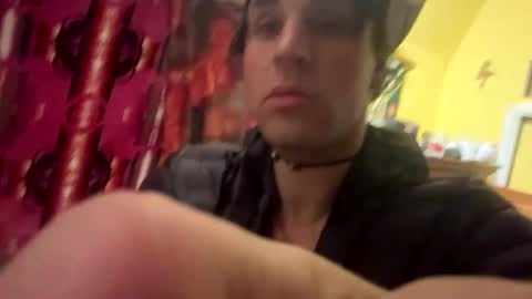 Snapshot of dimepiecebottom chatting on 02.19.25 dimepiecebottom online show from 02.19.25