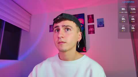 Julian Independent Model online show from 11.19.25