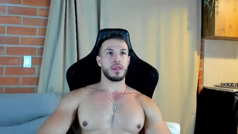 Snapshot of dimitricaruso chatting on 06.15.26 dimitricaruso online show from 06.15.26