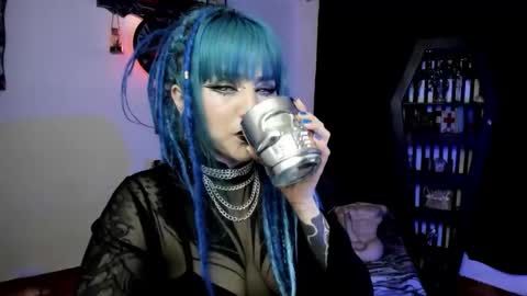 Snapshot of dimmuanddarkness chatting on 01.15.26 dimmuanddarkness online show from 01.15.26