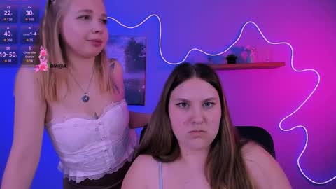 dina_bloom online show from 04.30.26