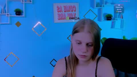 dina_bloom online show from 07.12.26