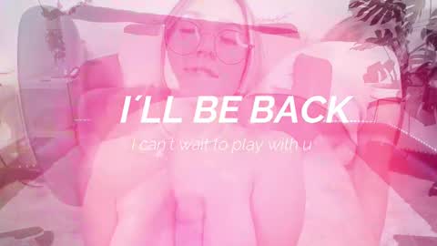 Snapshot of dina_ride chatting on 02.16.25 online show from 02.16.25