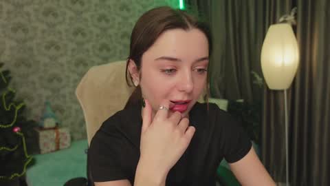 dinacandy online show from 12.25.24