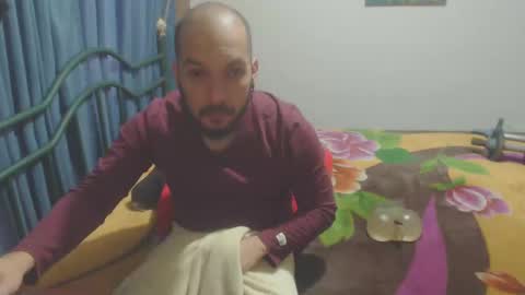 Snapshot of dinchtcams chatting on 09.17.25 Dincht online show from 09.17.25