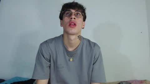 Snapshot of dio_star chatting on 01.08.26 Dio online show from 01.08.26